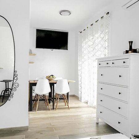ספליט Apartment With Terrace And Free Parking - Beach Nearby מראה חיצוני תמונה